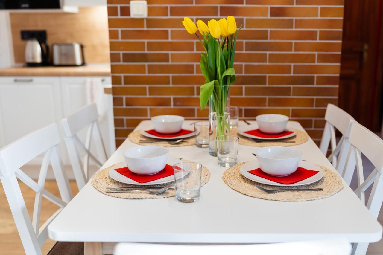 Sara-Lux Apartman Nyarliget ภายนอก รูปภาพ